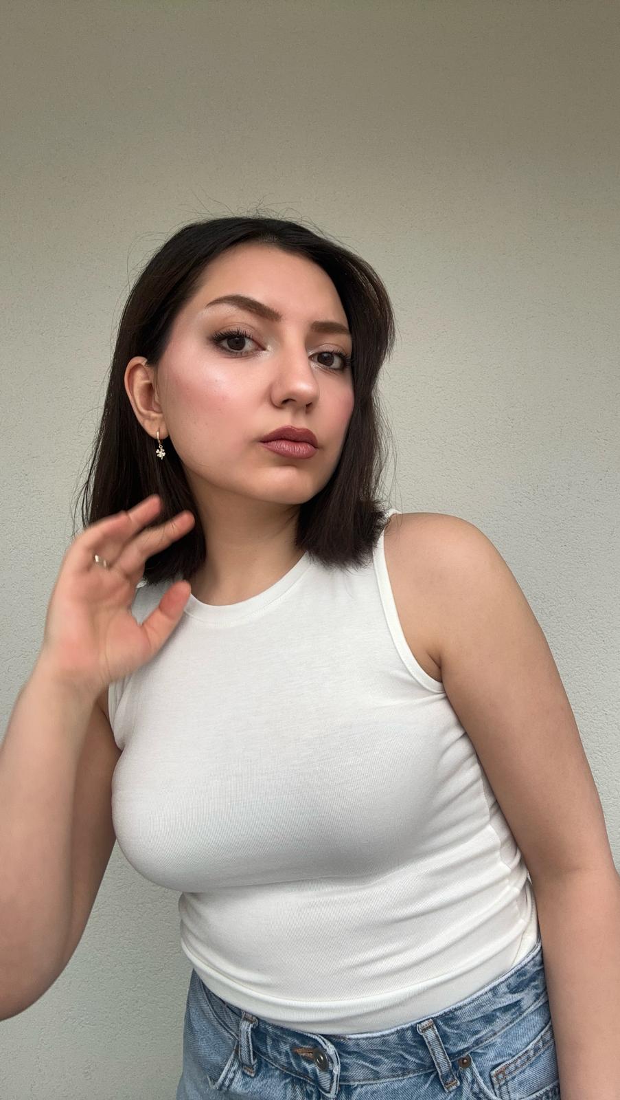 Soft Beyaz Bisiklet Yaka Sıfır Kol Pamuklu Body